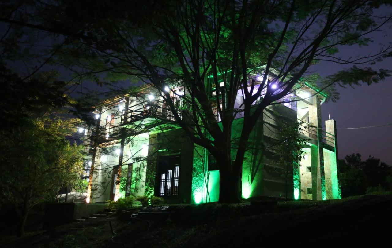 מלון Green Castle קנדי מראה חיצוני תמונה